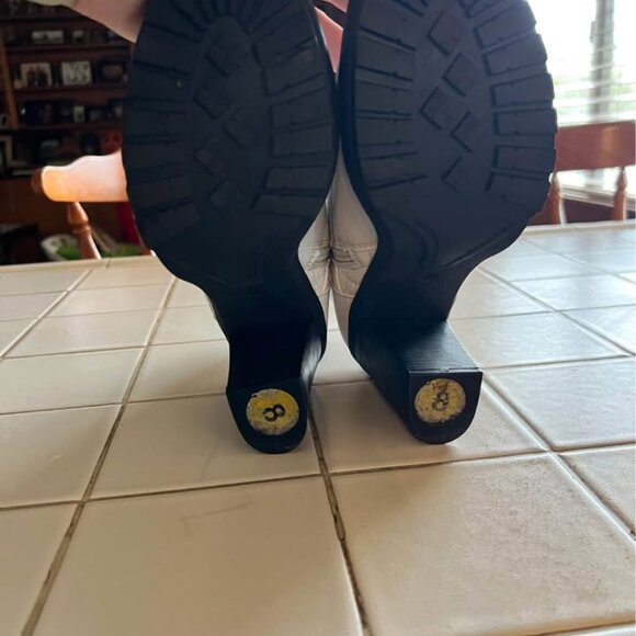 Guess Boots - Picture 3 of 4